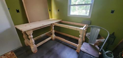 She Shed Workbenches